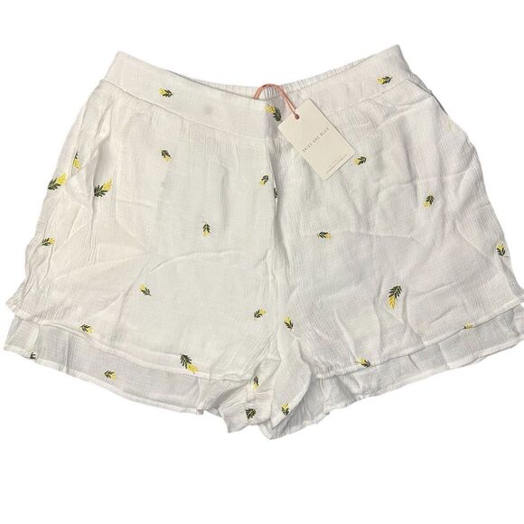 Skies Are Blue Pants - Skies Are Blue Women's White Embroidered Shorts Size S Casual Summer